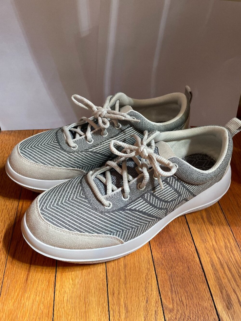 Kybun Women's Bauma 20 Sand Shoe - Size US 10.5 / EUR 41 - LIKE NEW!!